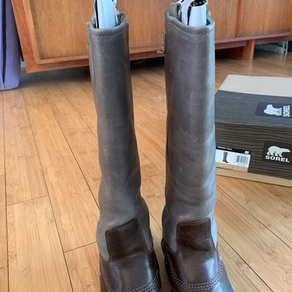 RARE! Gorgeous distressed Sorel leather riding boots. Waterproof. 7.5 - Picture 13 of 15